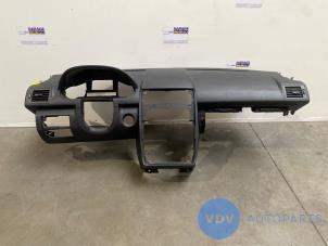 Begagnade Instrumentbräda Mercedes A (W169) 1.5 A-150 5-Drs. Pris € 90,75 Inklusive moms erbjuds av Autoparts Van De Velde