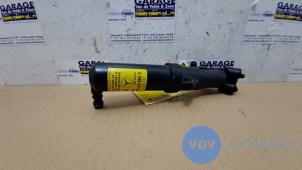 Begagnade Strålkastarspolare Mercedes B (W245) 2.0 B-200 CDI 16V Pris € 18,15 Inklusive moms erbjuds av Autoparts Van De Velde