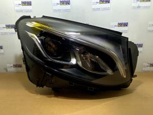 Begagnade Strålkastare, höger Mercedes GLC Coupe (C253) 2.0 200 16V Pris € 828,85 Inklusive moms erbjuds av Autoparts Van De Velde