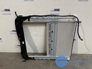 Gebruikte Schuifdak Mechaniek Mercedes C Estate (S204) 2.2 C-200 CDI 16V BlueEFFICIENCY Prijs € 296,45 Inclusief btw aangeboden door Autoparts Van De Velde