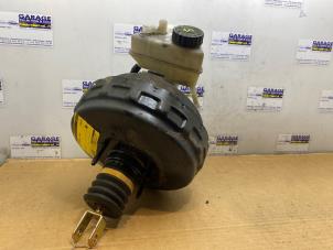 Gebruikte Rembekrachtiger Mercedes C (W203) 2.2 C-200 CDI 16V Prijs € 72,60 Inclusief btw aangeboden door Autoparts Van De Velde