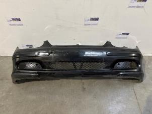 Używane Zderzak przedni Mercedes C Sportcoupé (C203) 2.0 C-180 16V Cena € 211,75 Z VAT oferowane przez Autoparts Van De Velde