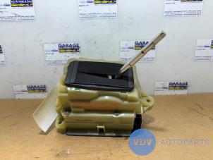 Begagnade Mekanism, växellåda Mercedes E (C207) E-350 CDI V6 24V Pris € 121,00 Inklusive moms erbjuds av Autoparts Van De Velde