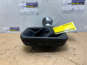 Begagnade Växelspaksskydd Mercedes C (W205) C-200 2.0 Turbo 16V 4-Matic Pris € 60,50 Inklusive moms erbjuds av Autoparts Van De Velde