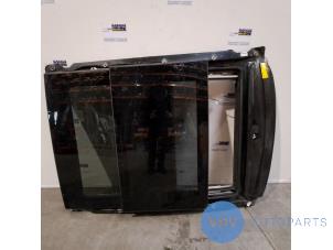 Begagnade Panoramatak Mercedes ML III (166) 4.7 ML-500 BlueDirect 32V 4-Matic Pris € 605,00 Inklusive moms erbjuds av Autoparts Van De Velde