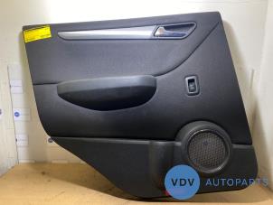 Begagnade List, bakdörr, 4-dörrars, vänster Mercedes B (W245) 2.0 B-200 CDI 16V Pris € 48,40 Inklusive moms erbjuds av Autoparts Van De Velde