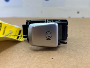 Używane Mechanizm hamulca recznego Mercedes GLC (X253) 2.0 260 16V 4-Matic Cena € 12,10 Z VAT oferowane przez Autoparts Van De Velde