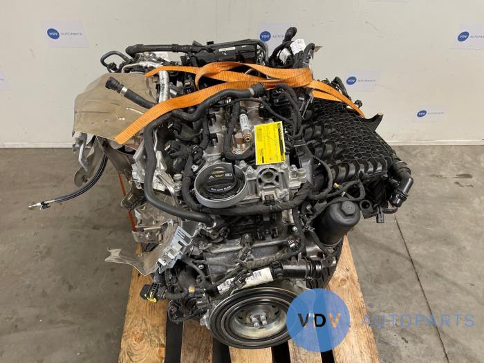 Motor van een Mercedes-Benz S Lang (V223) 3.0 S-580e 24V 4-Matic 2022