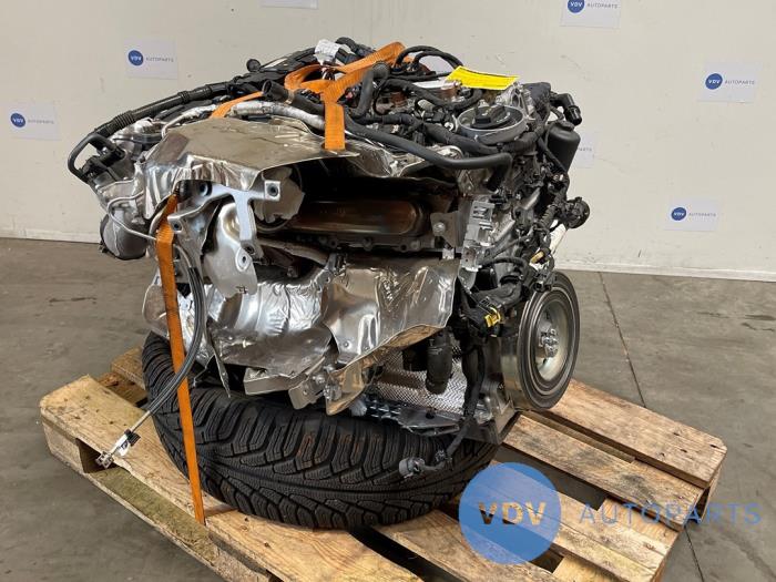 Motor van een Mercedes-Benz S Lang (V223) 3.0 S-580e 24V 4-Matic 2022