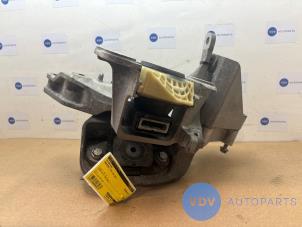 Gebruikte Motorsteun Mercedes Vito (447.6) 1.6 111 CDI 16V Prijs € 48,40 Inclusief btw aangeboden door Autoparts Van De Velde