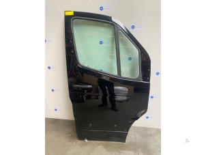 Begagnade Framdörr, 4-dörrars, höger Mercedes Sprinter 5t (907.6) 314 CDI 2.1 D RWD Pris € 635,25 Inklusive moms erbjuds av Autoparts Van De Velde