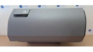 Begagnade Handskfack Mercedes Sprinter 3,5t (906.73) 309 CDI 16V Pris € 60,50 Inklusive moms erbjuds av Autoparts Van De Velde