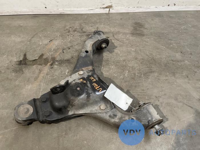 Främre gaffelben, vänster från en Mercedes-Benz Sprinter 4t (907.6/910.6) 414 CDI 2.1 D 4x4 2019