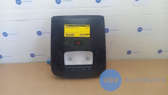 Innerbelysning, fram från en Mercedes-Benz Sprinter 4t (907.6/910.6) 414 CDI 2.1 D 4x4 2019