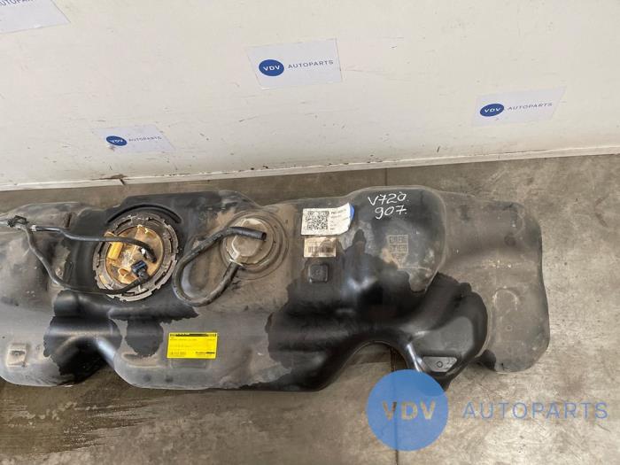 Tank från en Mercedes-Benz Sprinter 4t (907.6/910.6) 414 CDI 2.1 D 4x4 2019