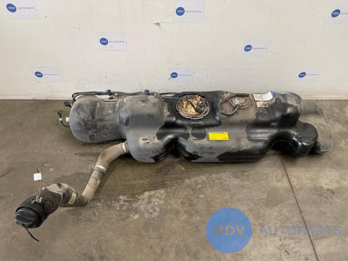 Tank från en Mercedes-Benz Sprinter 4t (907.6/910.6) 414 CDI 2.1 D 4x4 2019