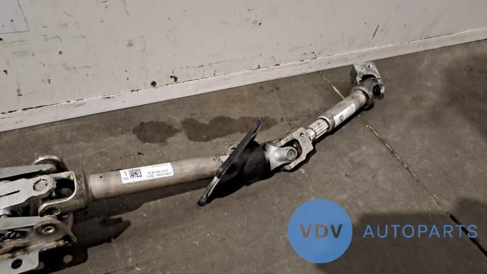 Rattstångshölje (komplett) från en Mercedes-Benz Sprinter 4t (907.6/910.6) 414 CDI 2.1 D 4x4 2019