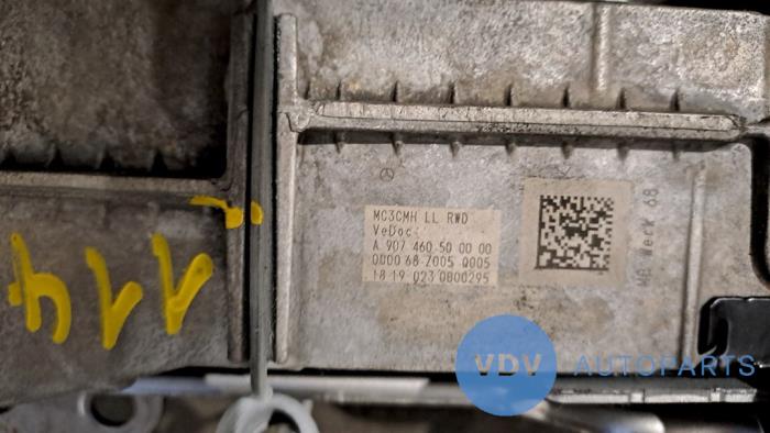 Rattstångshölje (komplett) från en Mercedes-Benz Sprinter 4t (907.6/910.6) 414 CDI 2.1 D 4x4 2019