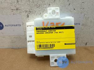 Gebruikte Parkeerhulp computer Mercedes Sprinter 3,5t (906.63) 313 CDI 16V Prijs € 48,40 Inclusief btw aangeboden door Autoparts Van De Velde