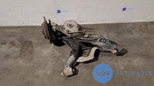 Gebruikte Fusee rechts-achter Mercedes Vito (447.6) 1.6 111 CDI 16V Prijs € 211,75 Inclusief btw aangeboden door Autoparts Van De Velde