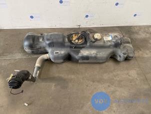 Begagnade Tank Mercedes Sprinter 3,5t (907.6/910.6) 314 CDI 2.1 D RWD Pris € 181,50 Inklusive moms erbjuds av Autoparts Van De Velde