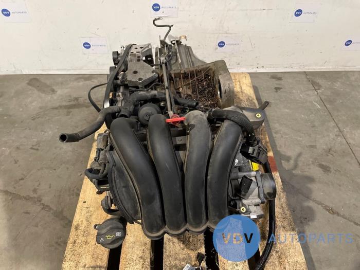 Motor van een Mercedes-Benz B (W245) 1.7 B-170 16V 2008