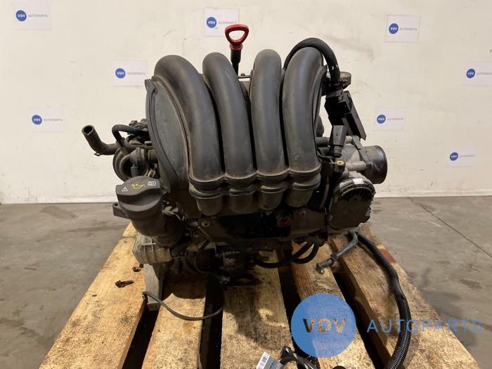 Motor van een Mercedes-Benz B (W245) 1.7 B-170 16V 2008