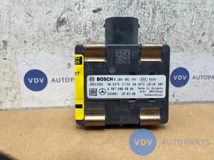 Begagnade Radarsensor Mercedes Sprinter 5t (907.6) 316 CDI 2.1 D RWD Pris € 211,75 Inklusive moms erbjuds av Autoparts Van De Velde