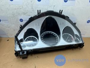 Gebruikte Tellerklok Mercedes E (C207) E-250 CDI,BlueTEC,d 16V Prijs € 90,75 Inclusief btw aangeboden door Autoparts Van De Velde