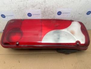 Begagnade Baklykta, höger Mercedes Sprinter 3,5t (906.13/906.23) 310 CDI 16V Pris € 78,65 Inklusive moms erbjuds av Autoparts Van De Velde