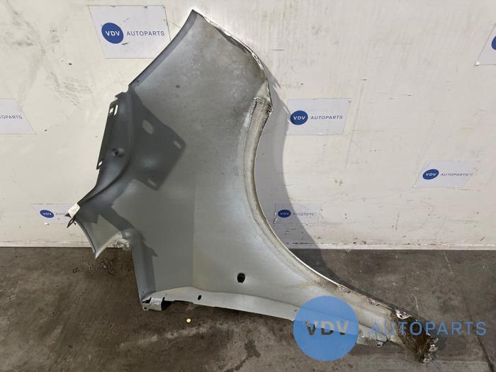 Voorscherm links van een Mercedes-Benz Vito (447.6) 2.2 114 CDI 16V 2015