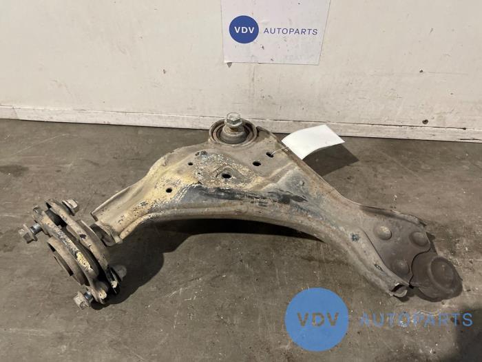 Draagarm rechts-voor van een Mercedes-Benz Vito (447.6) 2.2 114 CDI 16V 2015