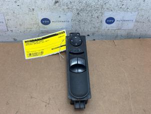 Begagnade Flerfunktionsbrytare, fönster Mercedes Sprinter 3,5t (906.13/906.23) 311 CDI 16V Pris € 78,65 Inklusive moms erbjuds av Autoparts Van De Velde