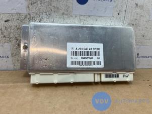 Używane Modul zawieszenia pneumatycznego Mercedes GL (X164) 4.0 GL 450 CDI V8 32V Cena € 60,50 Z VAT oferowane przez Autoparts Van De Velde