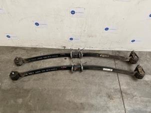 Begagnade Bakre bladfjäder Mercedes Sprinter 3,5t (907.6/910.6) 315 CDI 2.0 D RWD Pris € 181,50 Inklusive moms erbjuds av Autoparts Van De Velde