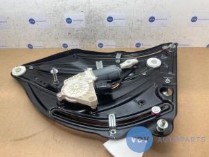 Begagnade Fönstermekanism, 2-dörrars, höger bak Mercedes E (R207) E-350 CDI BlueEfficiency 3.0 V6 24V Pris € 72,60 Inklusive moms erbjuds av Autoparts Van De Velde