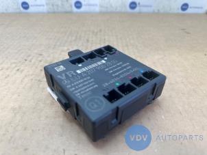 Gebruikte Module Centrale Deurvergrendeling Mercedes E (R207) E-220 CDI 16V BlueEfficiency Prijs € 30,25 Inclusief btw aangeboden door Autoparts Van De Velde