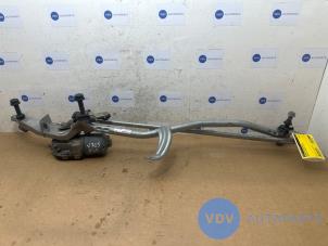 Begagnade Torkarmotor + mekanism Mercedes C Estate (S205) C-200d 2.2 16V Pris € 272,25 Inklusive moms erbjuds av Autoparts Van De Velde