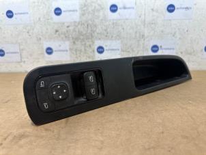 Begagnade Flerfunktionsbrytare, fönster Mercedes Sprinter 3,5t (907.6/910.6) 319 CDI 3.0 V6 24V RWD Pris € 90,75 Inklusive moms erbjuds av Autoparts Van De Velde