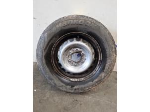 Begagnade Hjul + däck Mercedes Sprinter 3,5t (907.6/910.6) 311 CDI 2.0 D RWD Pris € 90,75 Inklusive moms erbjuds av Autoparts Van De Velde