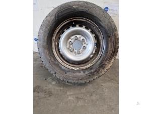 Begagnade Hjul + däck Mercedes Sprinter 3,5t (907.6/910.6) 311 CDI 2.0 D RWD Pris € 90,75 Inklusive moms erbjuds av Autoparts Van De Velde