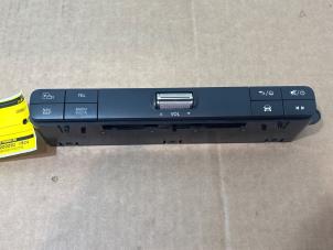 Begagnade Brytare Mercedes Sprinter 3,5t (907.6/910.6) 314 CDI 2.1 D RWD Pris € 36,30 Inklusive moms erbjuds av Autoparts Van De Velde