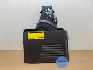 Gebruikte Luchtgeleider Mercedes E Estate AMG (S213) 4.0 E-63 S AMG V8 Turbo 4-Matic+ Prijs € 108,90 Inclusief btw aangeboden door Autoparts Van De Velde