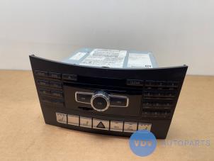 Gebruikte Radio Mercedes CLS Shooting Brake (X218) 250 CDI BlueEfficiency,BlueTEC, 250 d Prijs € 151,25 Inclusief btw aangeboden door Autoparts Van De Velde