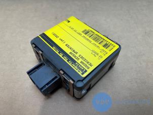 Begagnade Radarsensor Mercedes Sprinter 5t (907.6) 316 CDI 2.1 D RWD Pris € 211,75 Inklusive moms erbjuds av Autoparts Van De Velde