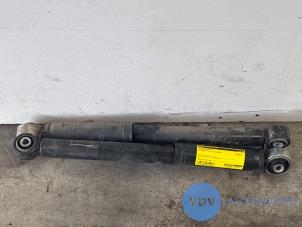 Używane Zestaw amortyzatorów Mercedes Vito (447.6) 2.0 110 CDI 16V Cena € 60,50 Z VAT oferowane przez Autoparts Van De Velde