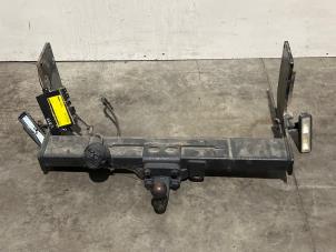 Begagnade Dragkrok Mercedes Sprinter 5t (906.63/65) 511 CDI 16V Pris € 248,05 Inklusive moms erbjuds av Autoparts Van De Velde