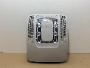 Używane Oswietlenie wewnetrzne przód Mercedes A (177.0) 1.3 A-160 Turbo 16V Cena € 72,60 Z VAT oferowane przez Autoparts Van De Velde