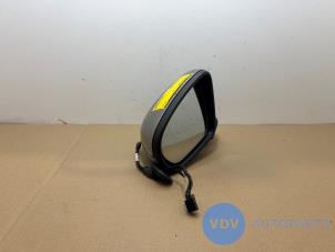 Używane Lusterko zewnetrzne lewe Mercedes A (177.0) 1.3 A-160 Turbo 16V Cena € 272,25 Z VAT oferowane przez Autoparts Van De Velde