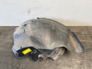 Begagnade Isolering, hjulhus Mercedes Sprinter 3,5t (906.73) 311 CDI 16V Pris € 30,25 Inklusive moms erbjuds av Autoparts Van De Velde